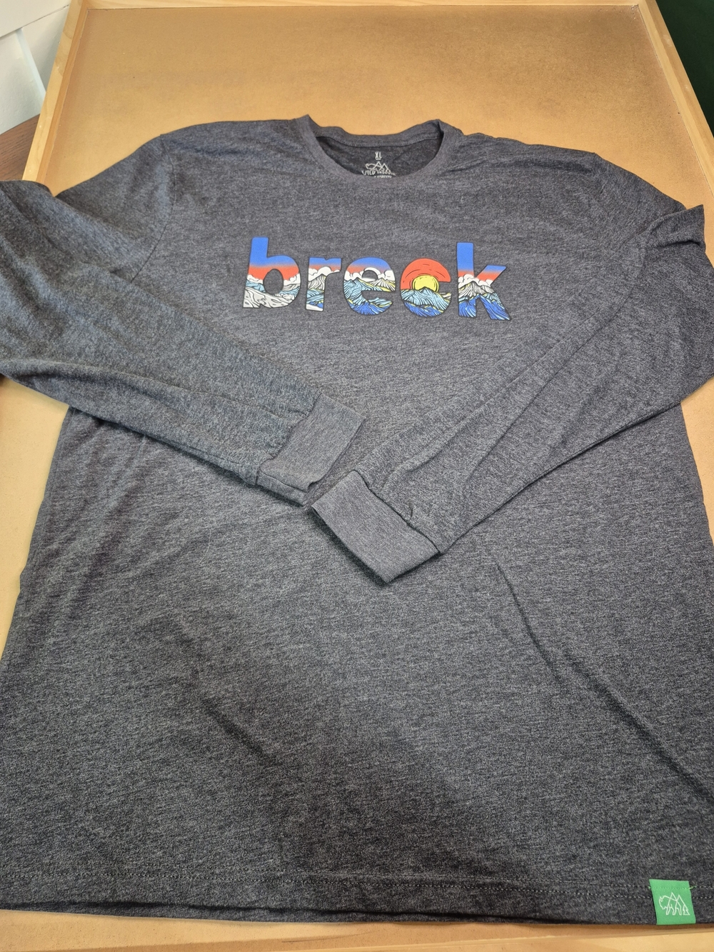 Breck Graphic Charcoal Long-Sleeve Crew Tee 3482/497